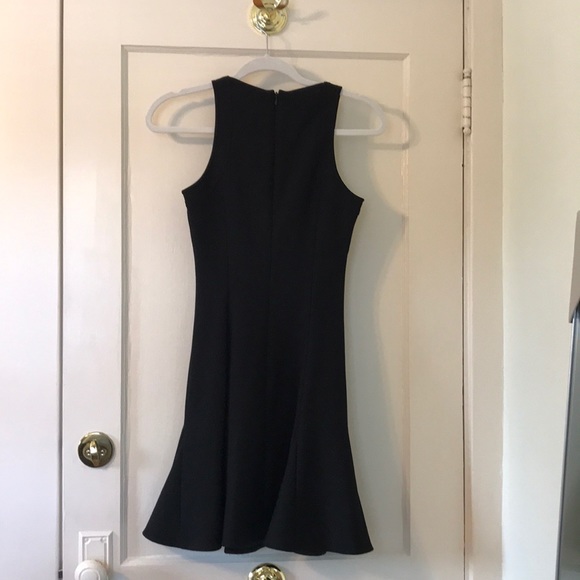 Elizabeth and James black cocktail dress - Picture 4 of 4